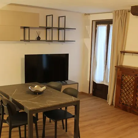 Apartment Il Fraitevino At Champlas Du Col
